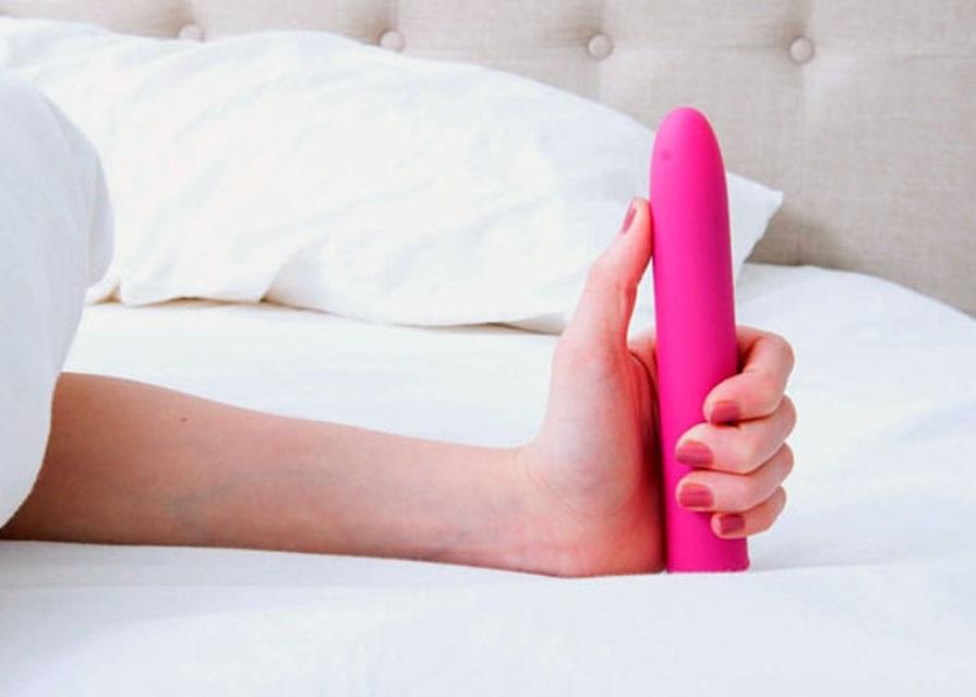 THE ULTIMATE SEX TOY STARTER GUIDE
