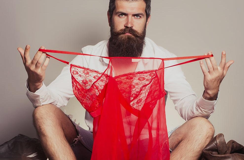 FOR MEN: A BEGINNERS GUIDE TO LINGERIE SHOPPING