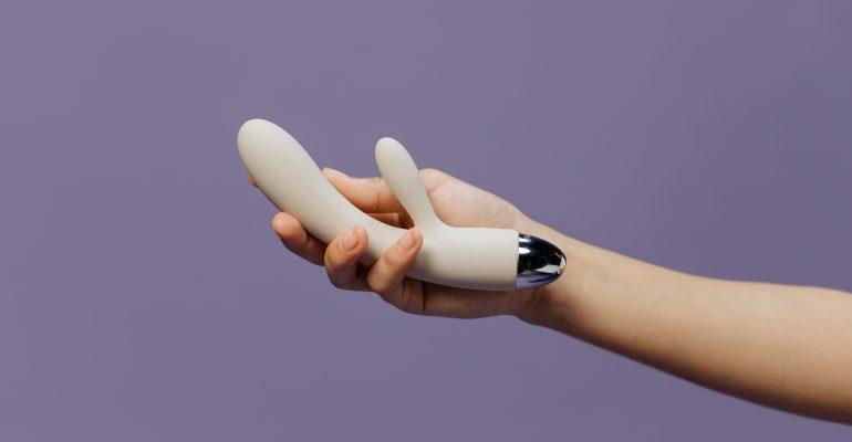 Materials available for dildos and how to make them